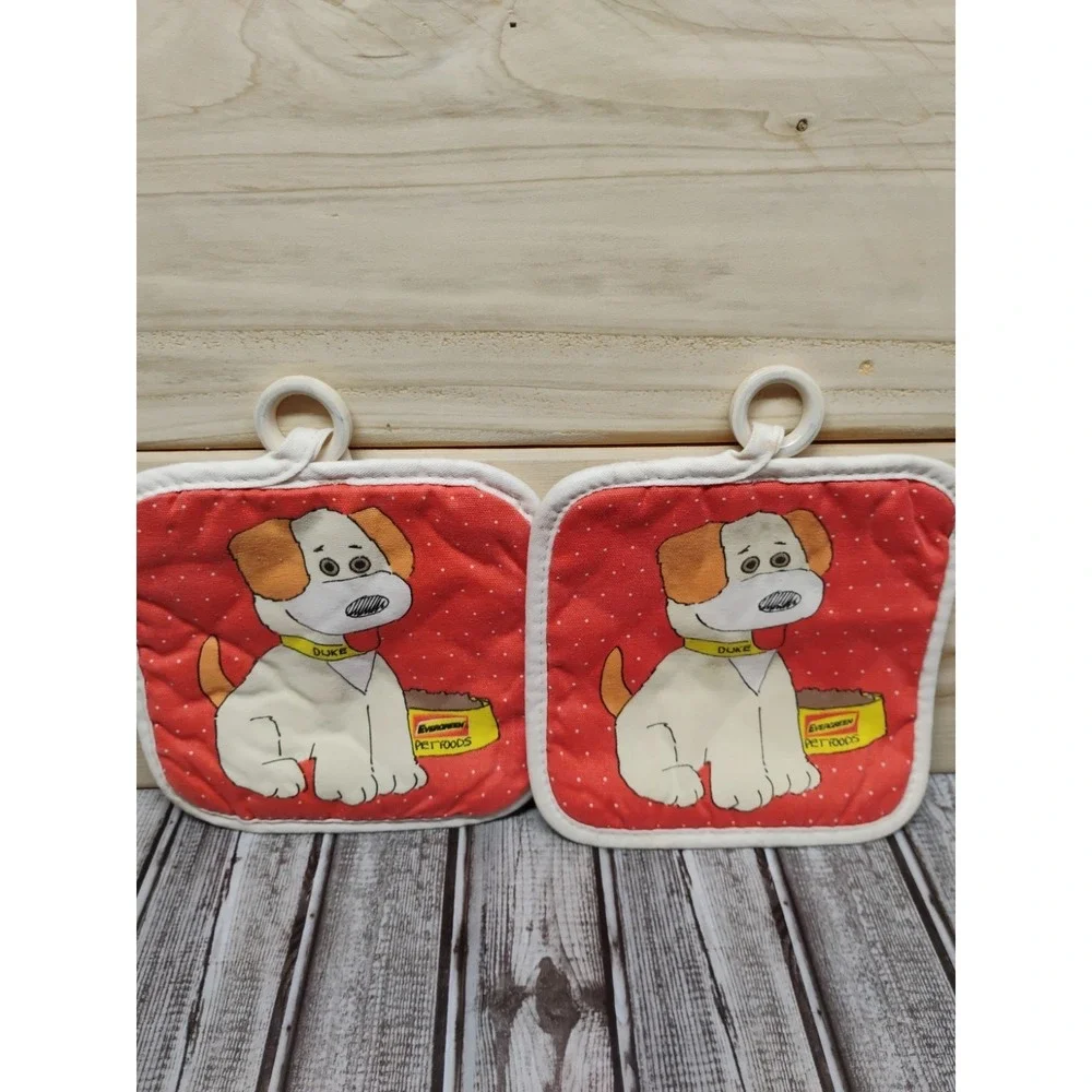 Duke The Dog Quilted Pot Holder Set Of 2 Red Polka Dot Advertising Evergreen Pet